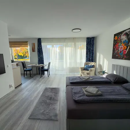 Ruhiges Saniertes Bei Hamburg Parkplatz Balkon Wlan * Райнбек