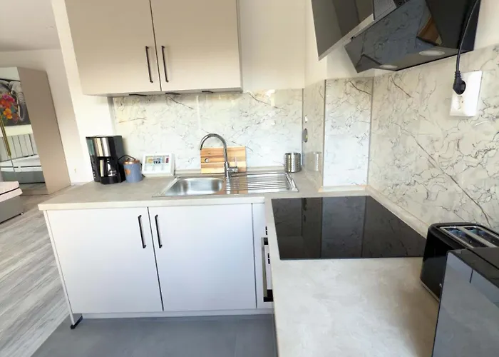 Ruhiges Saniertes Bei Hamburg Parkplatz Balkon Wlan